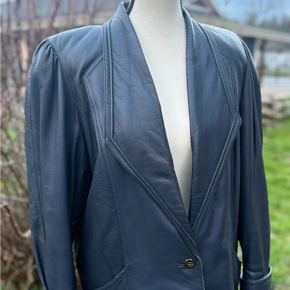 Vintage Mary Laurens genuine leather blazer in a rich deep blue tone. Sz M - Picture 9 of 11